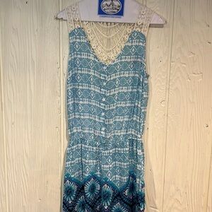 Aqua ROMPER MACRAMÉ TYPE BACK ELASTIC WAIST SIZE small